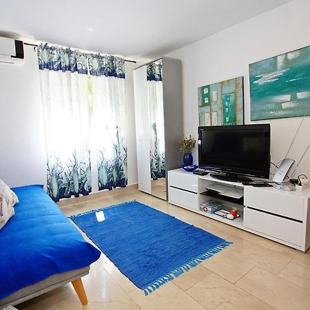 Apartment Zorica Supetar Exterior photo