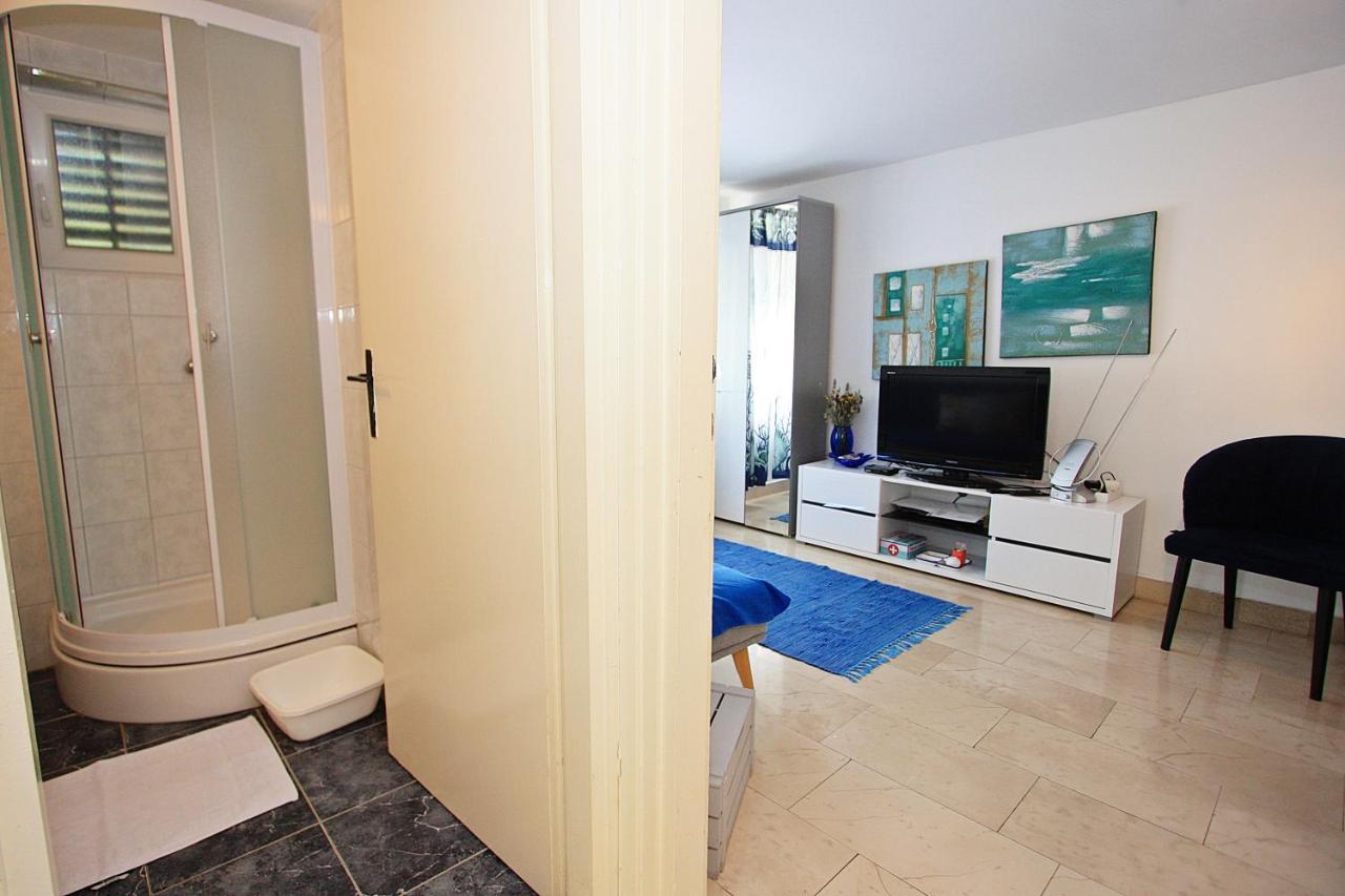 Apartment Zorica Supetar Exterior photo