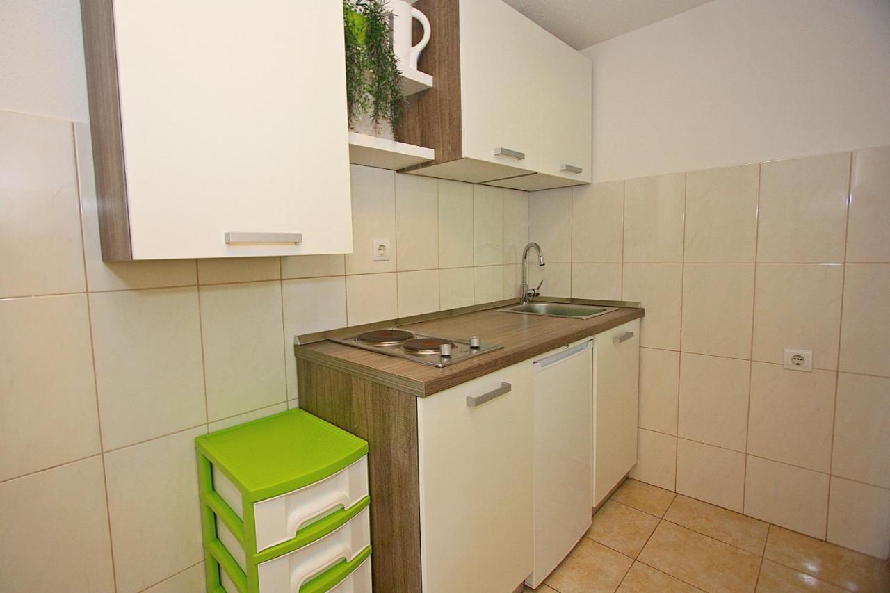 Apartment Zorica Supetar Exterior photo
