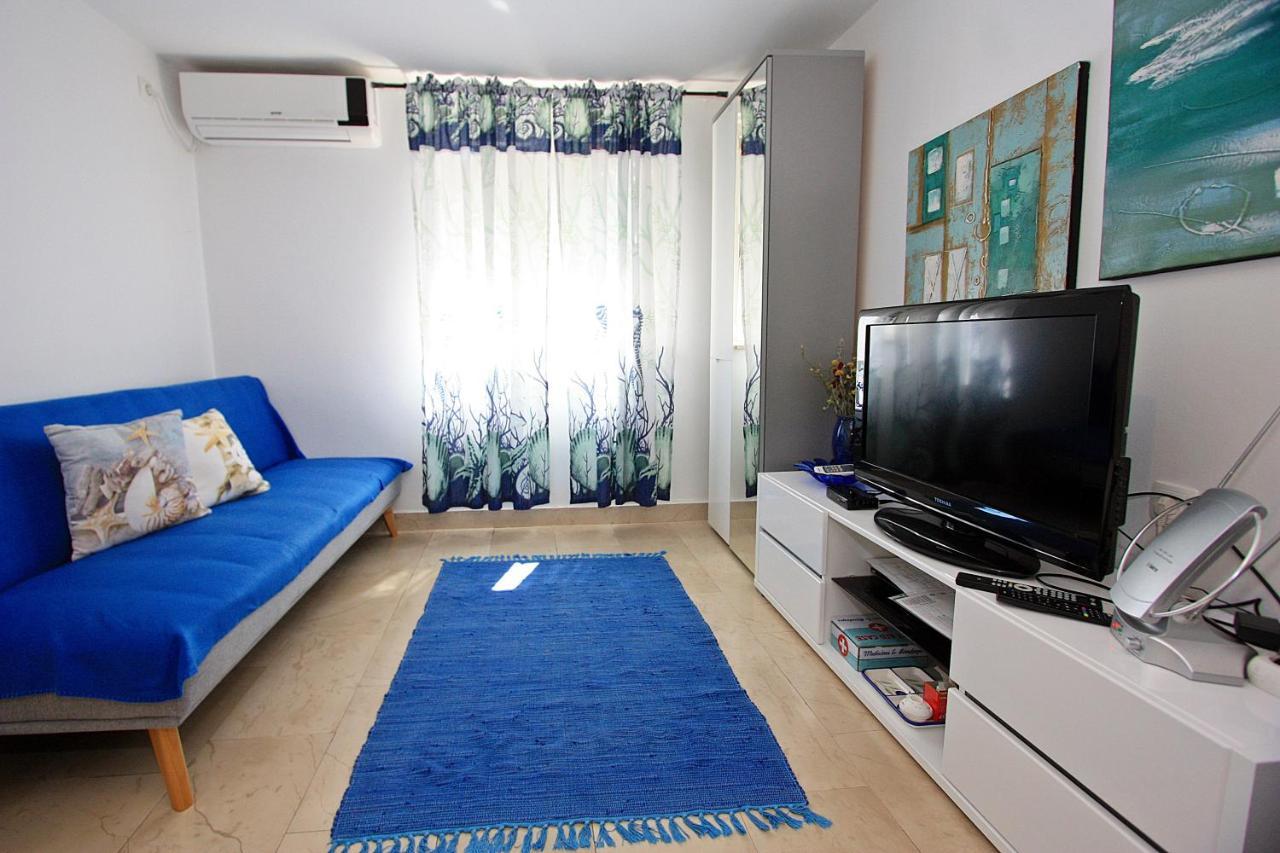 Apartment Zorica Supetar Exterior photo